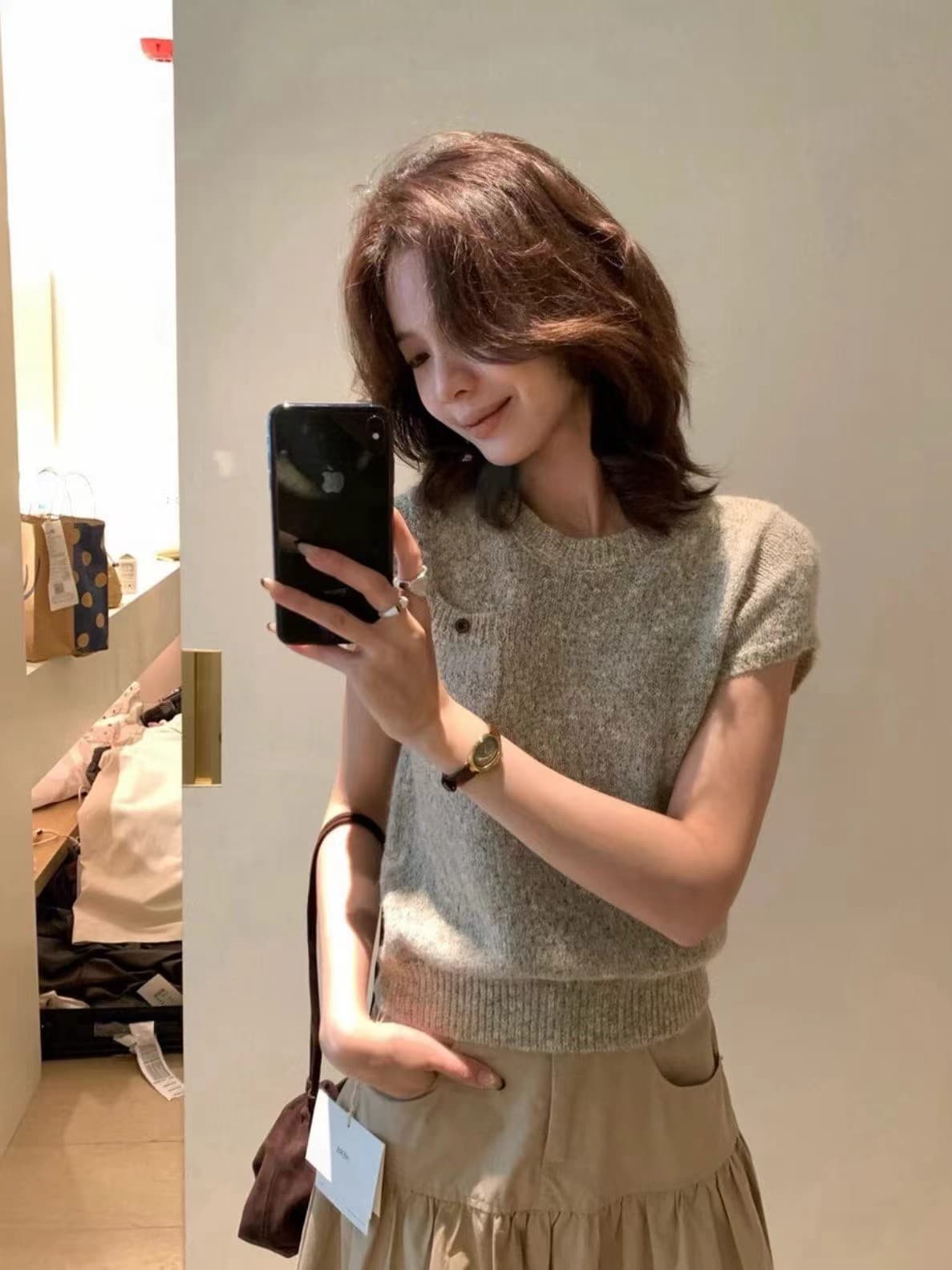 2026 이른 가을 켜기 새로운 한 부서 품격 출퇴근 작은 调性 라운드 넥 풀오버 반팔 보온 스웨터 상세 이미지 1