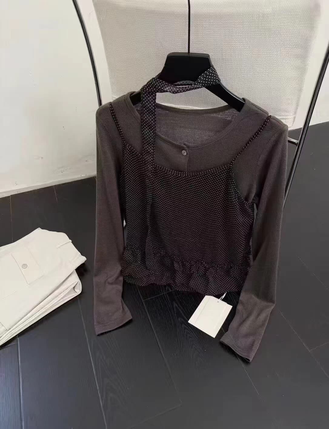 한 부서 절묘한 레이스 꽃무늬 캐미솔 화이트 자외선 차단 니트 오픈 가디건 투피스 세트 이미지 2