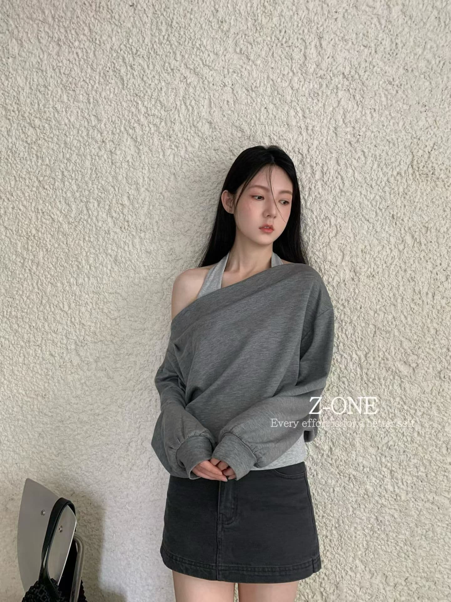 느슨함 미니멀리즘 사실 두 조각 행침 목 오프숄더 오프숄더 후드티 디자인 센스 품격 긴팔 맨위 단색 이미지 3