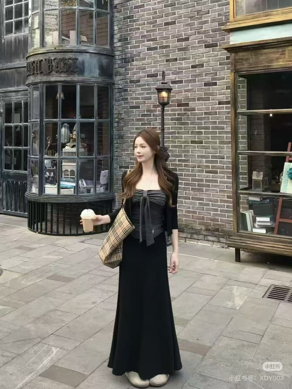 2026 가을 겨울 새로운 패션 항구 바람을 피우다 롱 코트 홀로우 아웃 니트 와우 오. 세트 행침 목 조끼 와이드 레그 팬츠 3종 세트 이미지 2