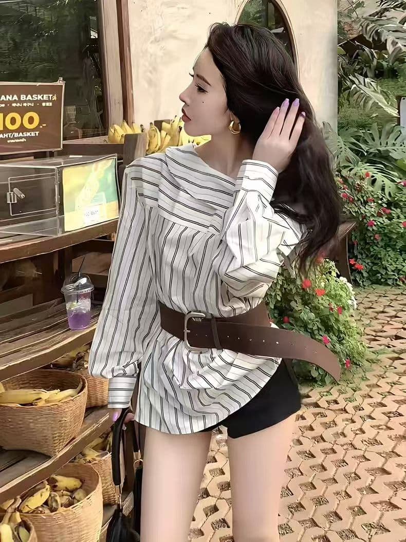 품격 미니멀리즘 비스듬한 어깨 스트라이프 긴팔 여성 셔츠 2026 가을 새로운 고급 셔츠 반바지 투피스 세트 상세 이미지 1