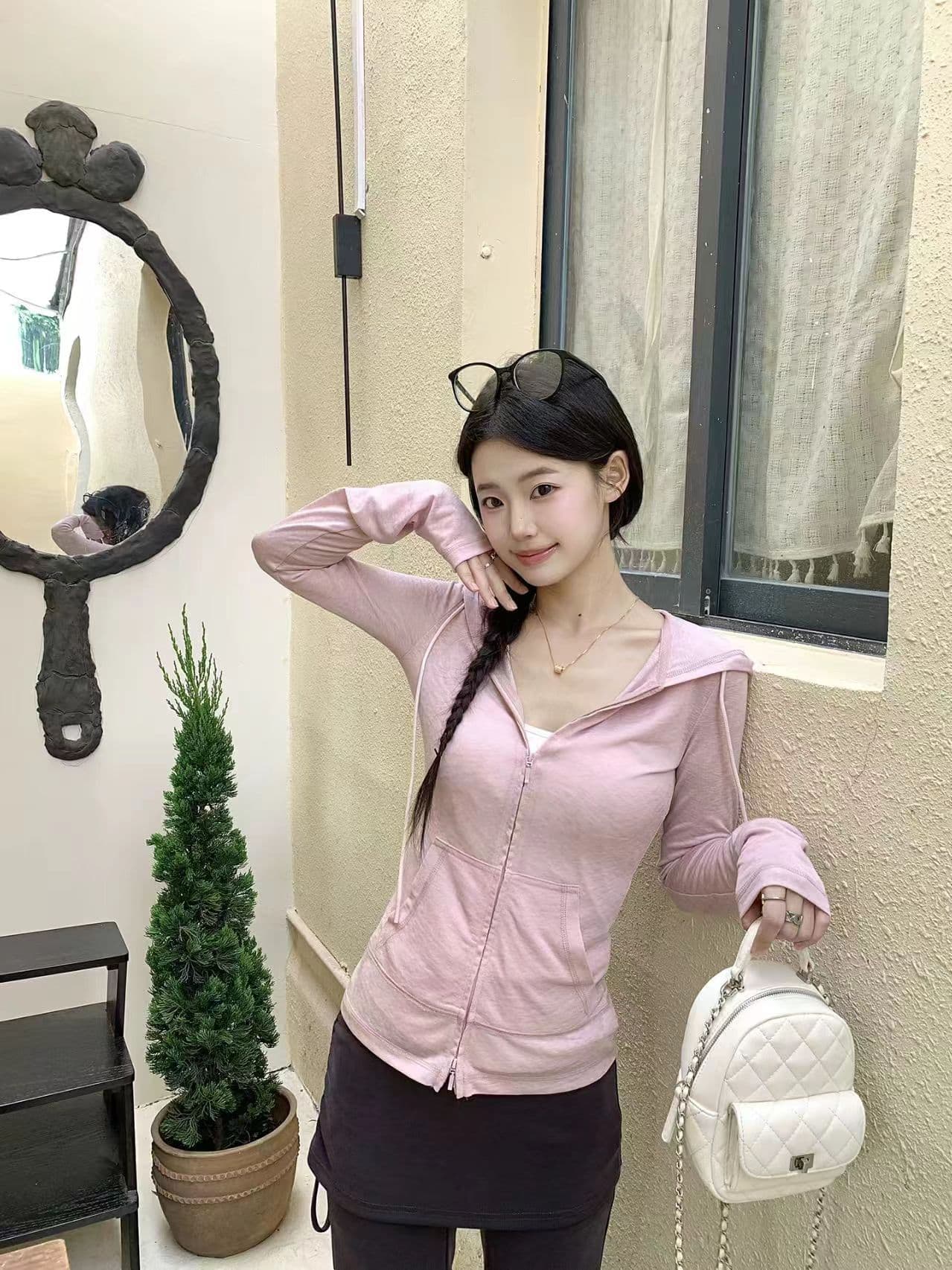 2026 도파민 스포츠 슈트 여성 달콤한 핫걸 몸매 가꾸기 긴팔 카디건 코트 가을 반바지 투피스 세트 상세 이미지 1