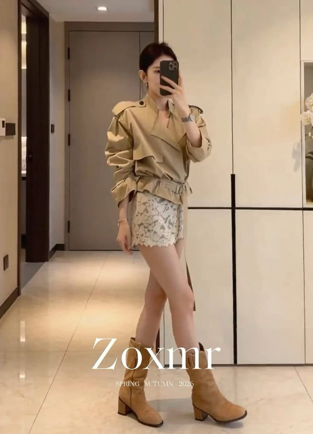 2026 이른 가을 전체 집합 ootd 착용 가져 가라. 오래된 돈 바람 고급 센스 카키 색 바람막이 화이트 레이스 반바지 세트 이미지 3