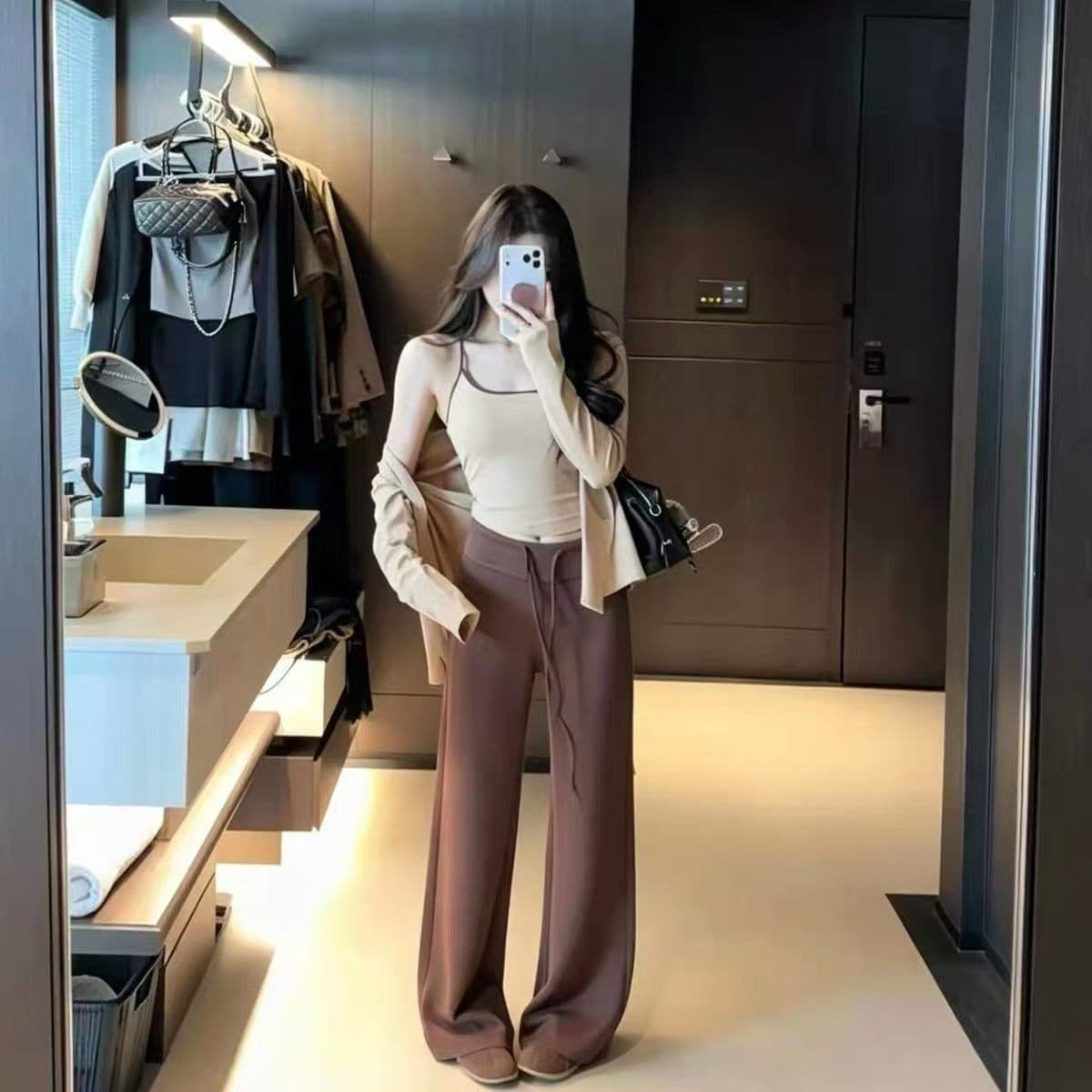 26 이른 가을 새로운 한국 스타일 외국 가스 슬림해 보이는 패치워크 색상 캐미솔 카디건 코트 캐주얼 바지 3종 세트