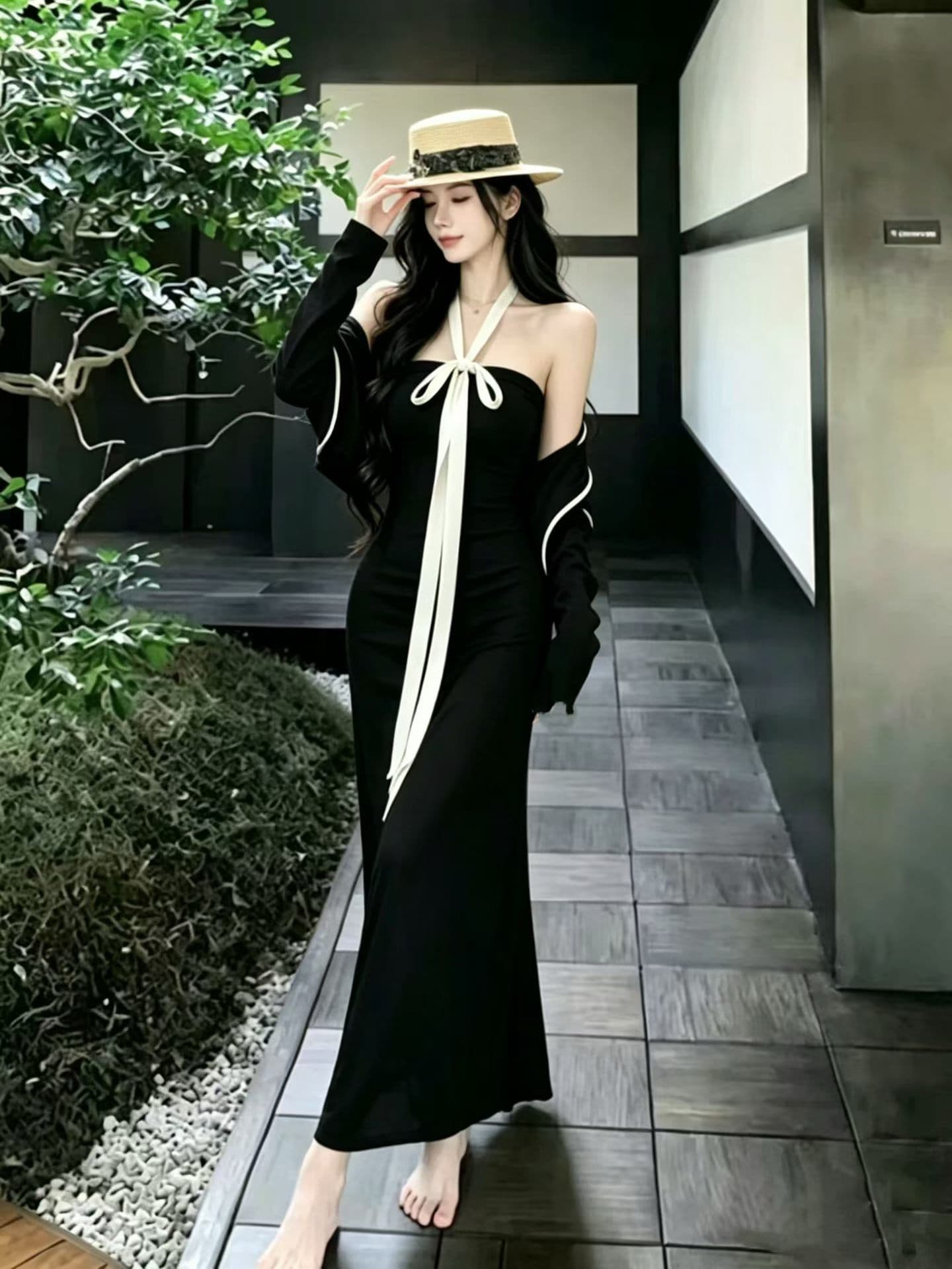 섹시함 검정색 행침 목 튜브탑 여성 드레스 이른 가을 몸매 가꾸기 슬림해 보이는 타이트 스커트 길다 치마 외부 피 투피스 세트 상세 이미지 5