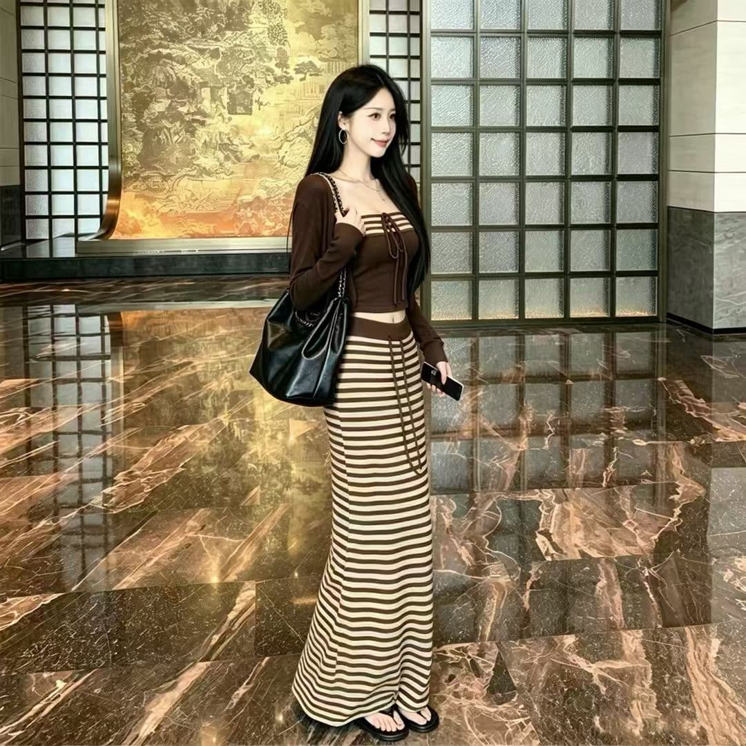 캐주얼 세트 검정색 자외선 차단 긴팔 오픈 가디건 여성 이른 가을 인사이드 가져 가라. 스트라이프 조끼 하이웨이스트 타이트 스커트 롱 스커트 3종 세트 상세 이미지 4