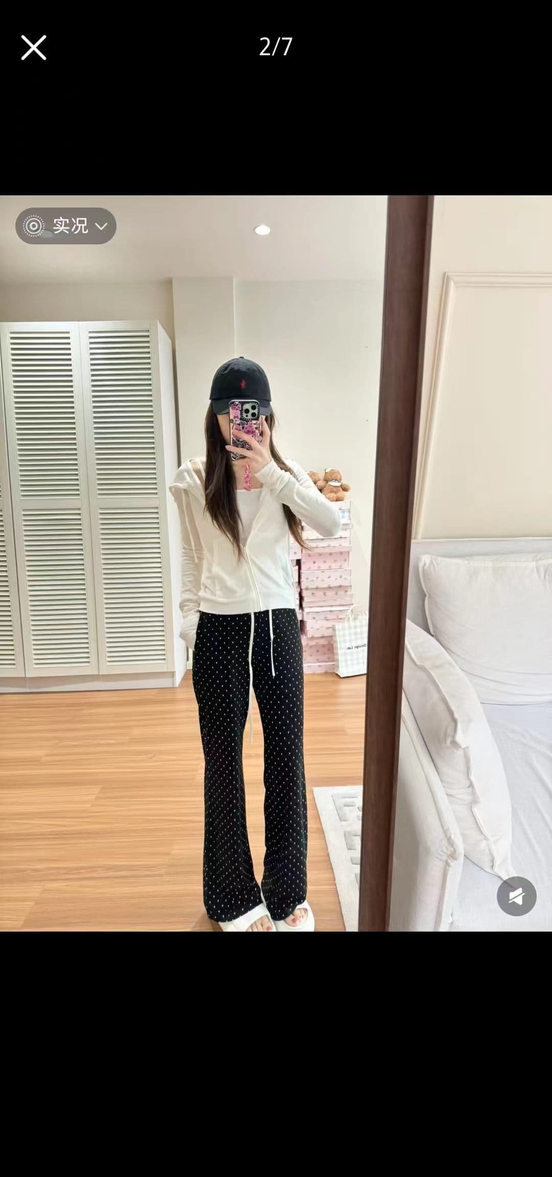 26 이른 가을 새로운 외국 가스 슬림해 보이는 패션 민소매 조끼 후드 재킷 부츠컷 바지 3종 세트 세트 여성 상세 이미지 3