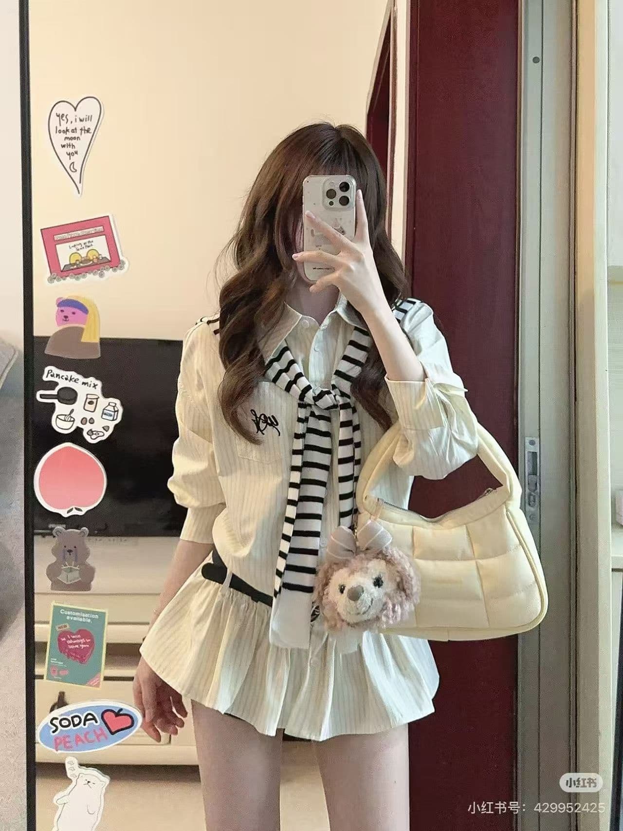 이른 가을 한 부서 흑백 줄무늬 니트 숄 매칭 셔츠 일상 출퇴근 숄 작은 어깨 외부 가져 가라. 투피스 세트 이미지 3