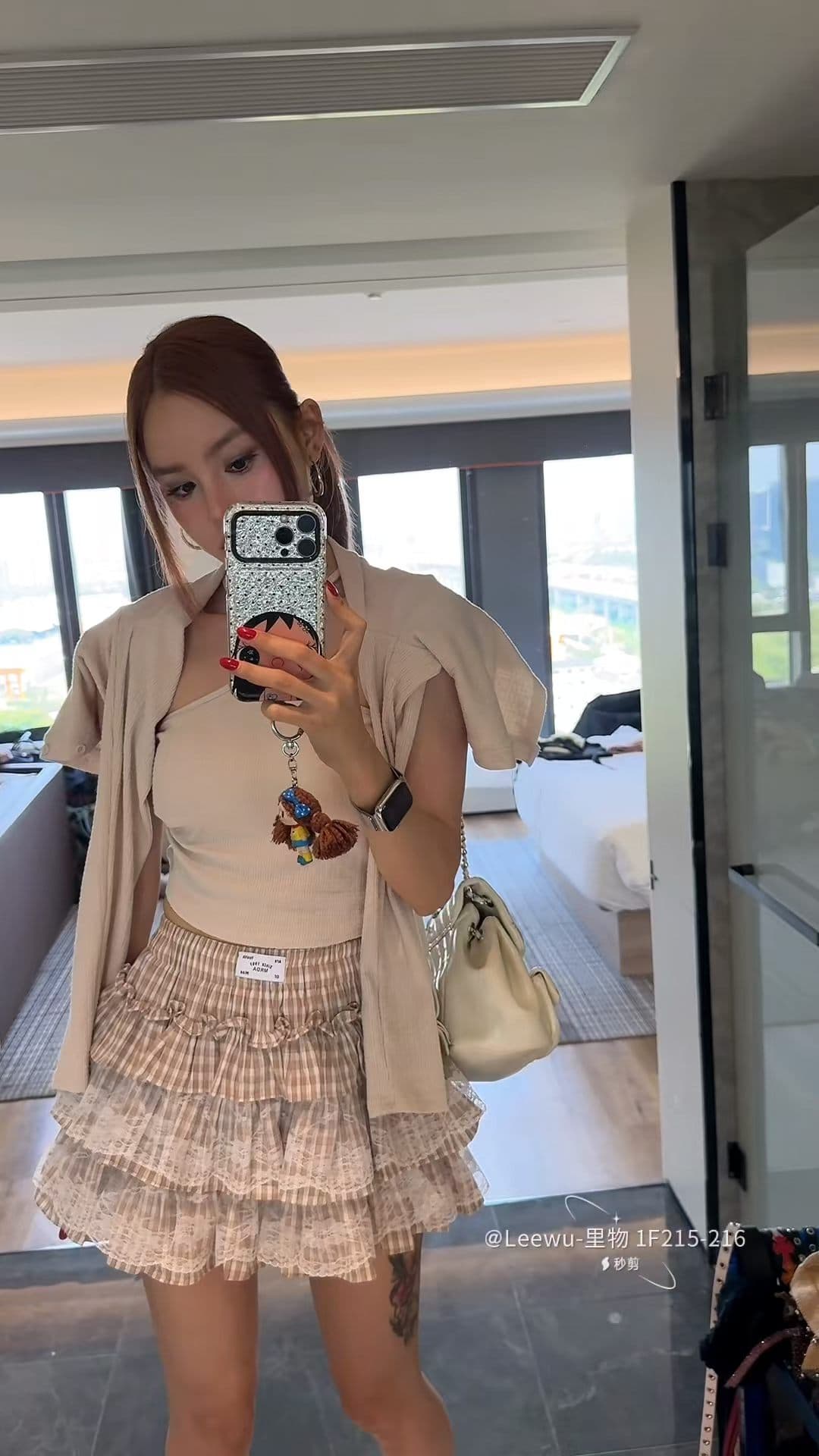 열세 개 2026 가을 레트로 체크무늬 캐주얼 루즈핏 자외선 차단 셔츠 재킷 조끼 케이크 드레스 세 조각 세트