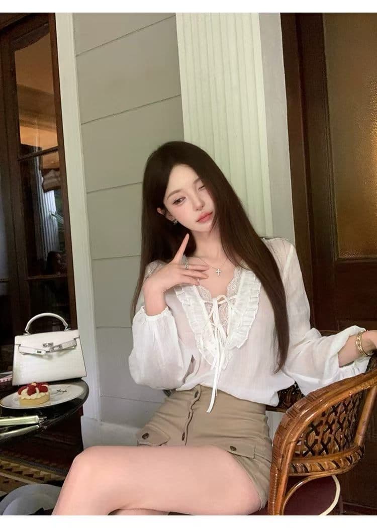 프랑스식 궁정 바람 스트랩 여성 셔츠 품격 달콤함 연령 감소 쇼트 스타일 레이스 작은 셔츠 새로운 켜기 반바지 투피스 세트
