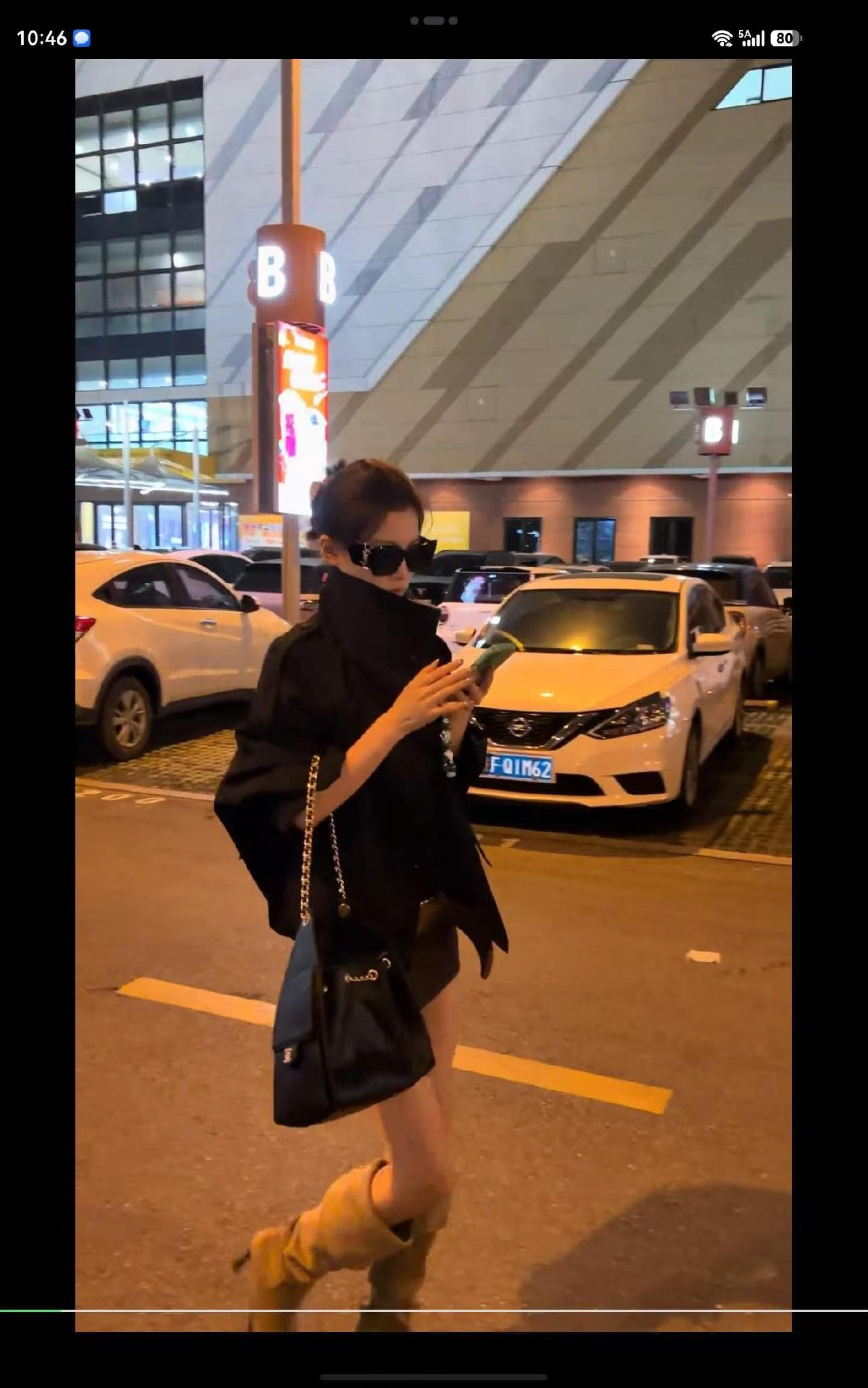 한 부서 새로운 영국식 바람 품격 스탠드 칼라 바람막이 여성 코트 가을 이중 버튼 카키 색 루즈핏 쇼트 스타일 맨위 이미지 4