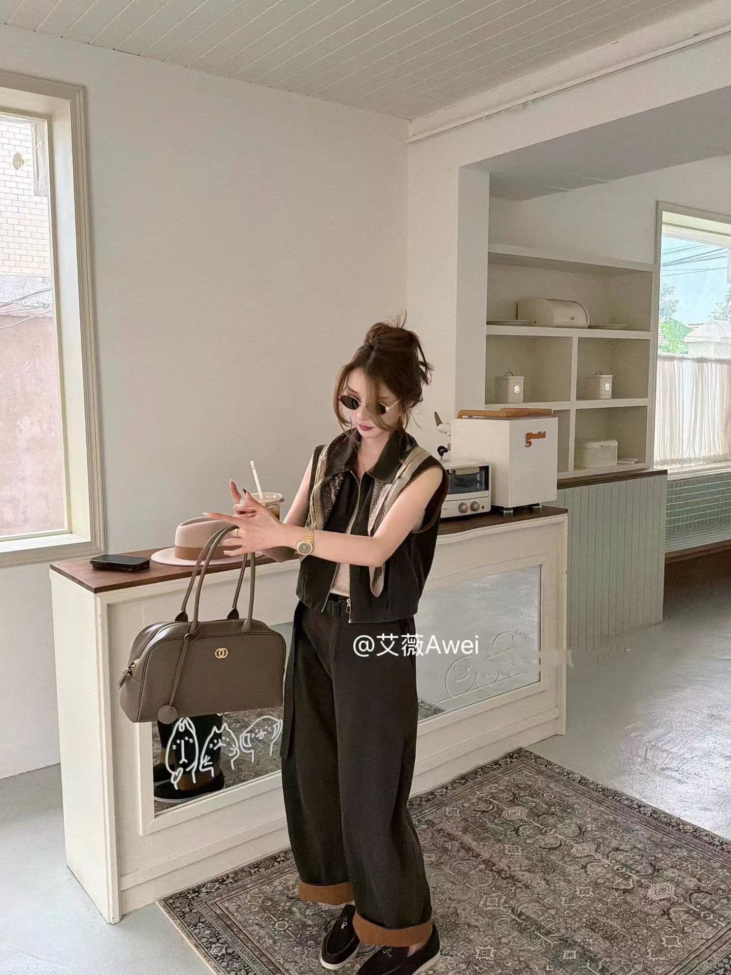 2026 년 가을 새로운 레트로 워크웨어 바람 베스트 와이드 레그 팬츠 세트 여성 레저 잘 생긴 상세 이미지 1