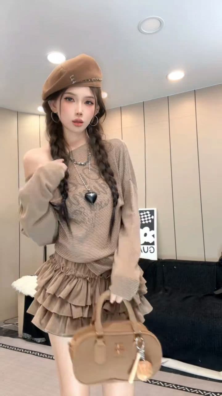한 부서 연령 감소 오프숄더 알파벳 프린트 긴팔 맨위 프릴 퍼프 반신 스커트 이른 가을 착용 가져 가라. 세트 상세 이미지 4