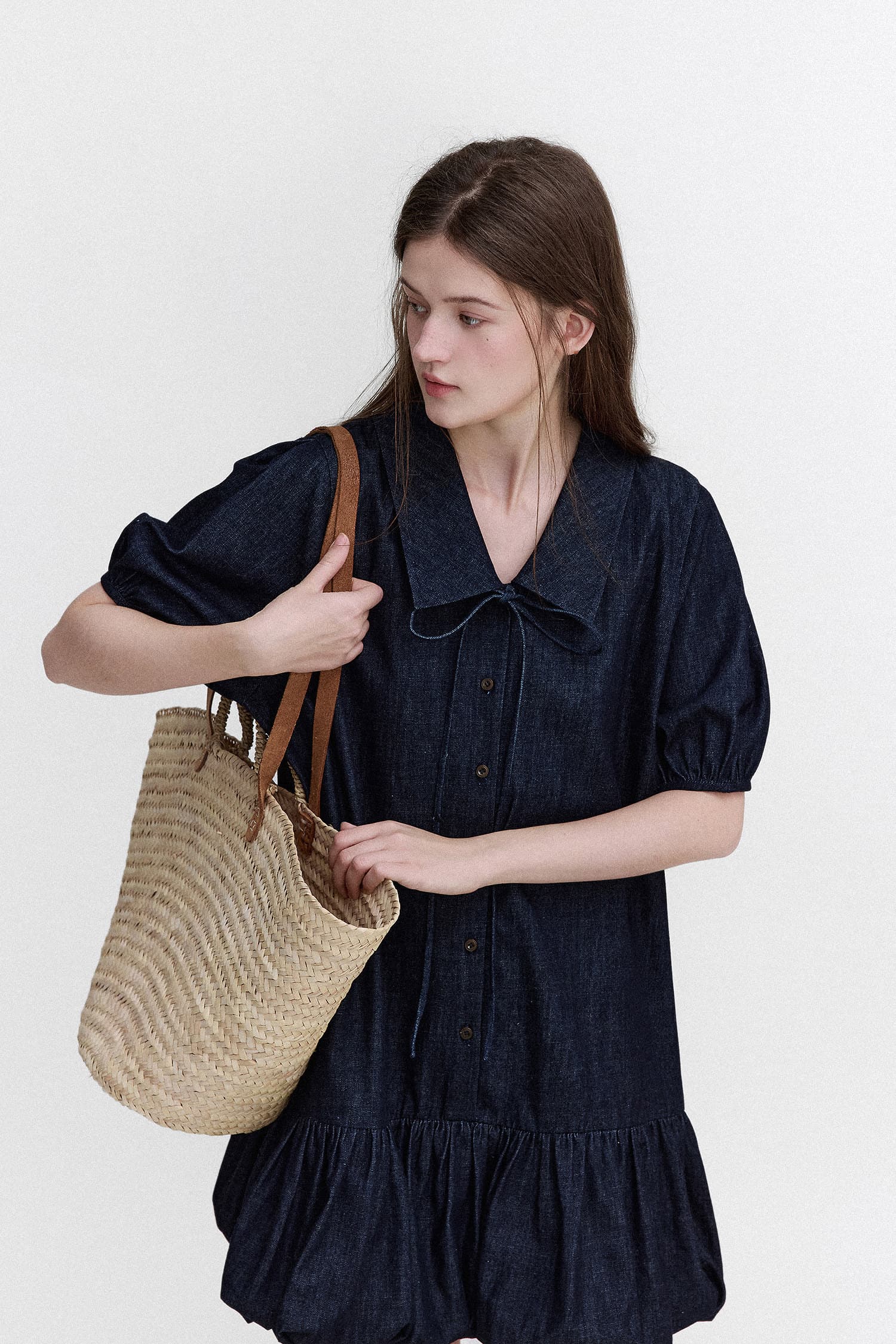 letm denim 데님 워싱 빅 칼라 낭만주의 질감 센스 레이스업 레트로 꽃밭 반팔 여성 드레스 상세 이미지 4
