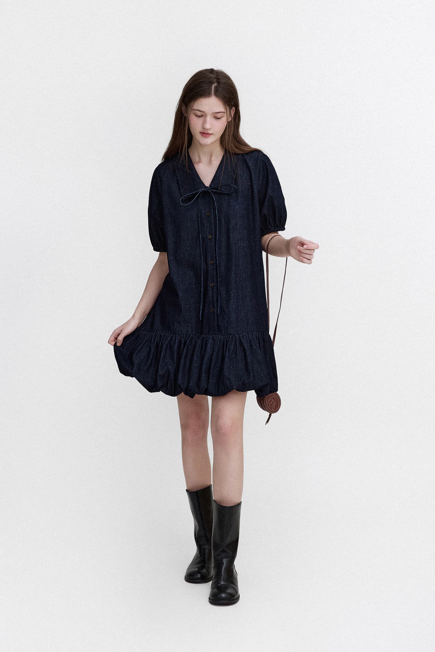 letm denim 데님 워싱 빅 칼라 낭만주의 질감 센스 레이스업 레트로 꽃밭 반팔 여성 드레스 상세 이미지 10