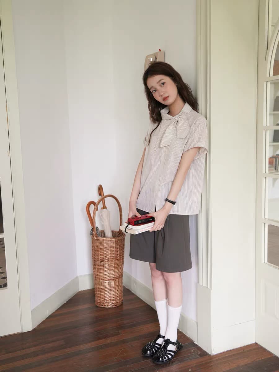 nov elist 심지어 하나 레트로 비대칭 나비 넥타이 작은 셔츠 여름 새로운 비스듬한 문 襟 디자인 스트라이프 여성 셔츠 상세 이미지 24