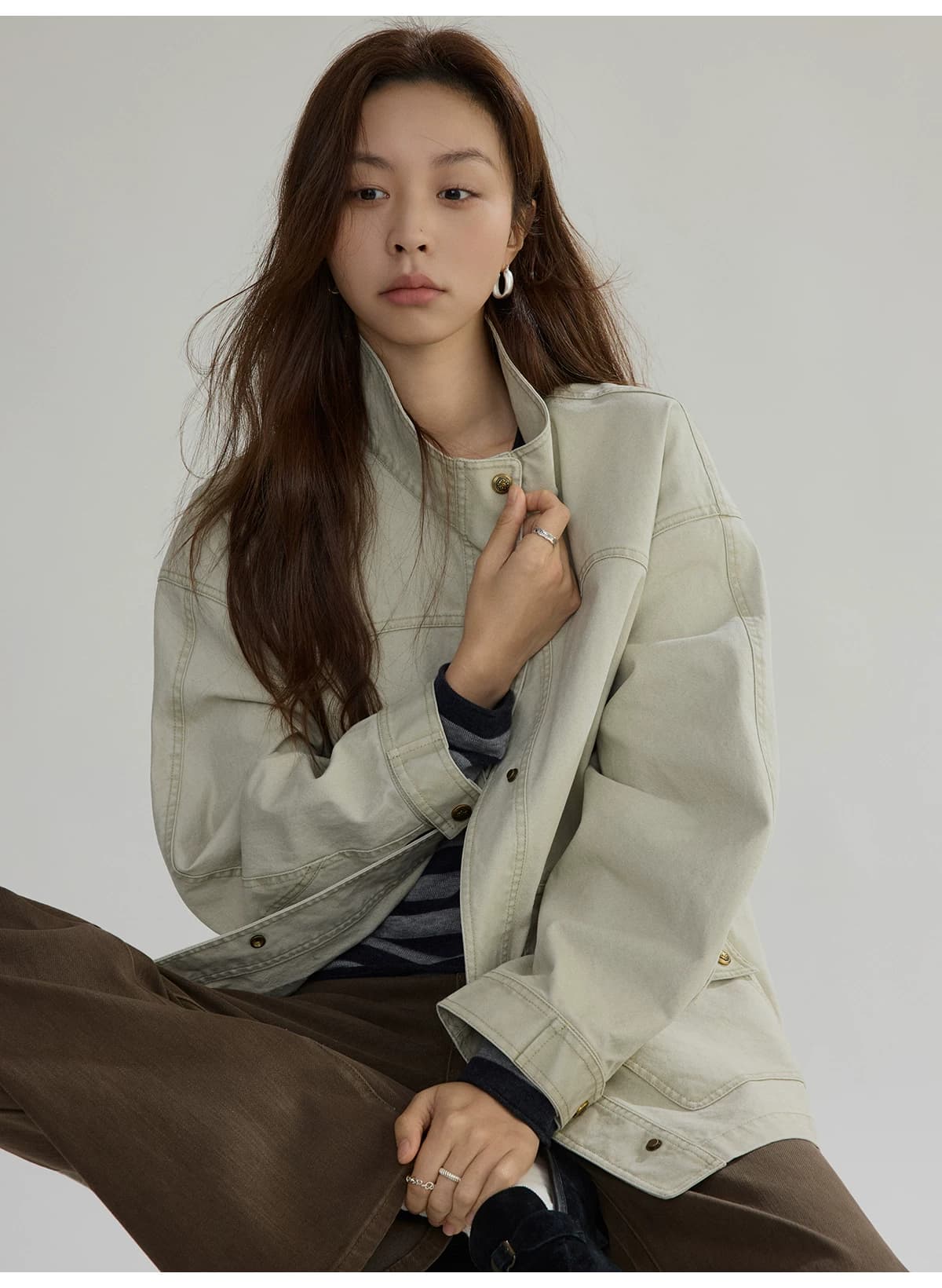 joli choose 봄 새로운 루즈핏 스탠드 칼라 여성 코트 디자인 센스 캐주얼 패션 작은 대중 워크웨어 재킷 상세 이미지 12