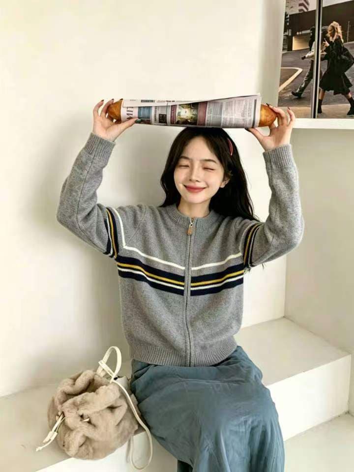 빅 사이즈 여성 의류 회색 터틀넥 겨울 더블 지퍼 스트라이프 여성 지방 mm 슬림해 보이는 Chic 니트 오픈 가디건 맨위 재킷 상세 이미지 4