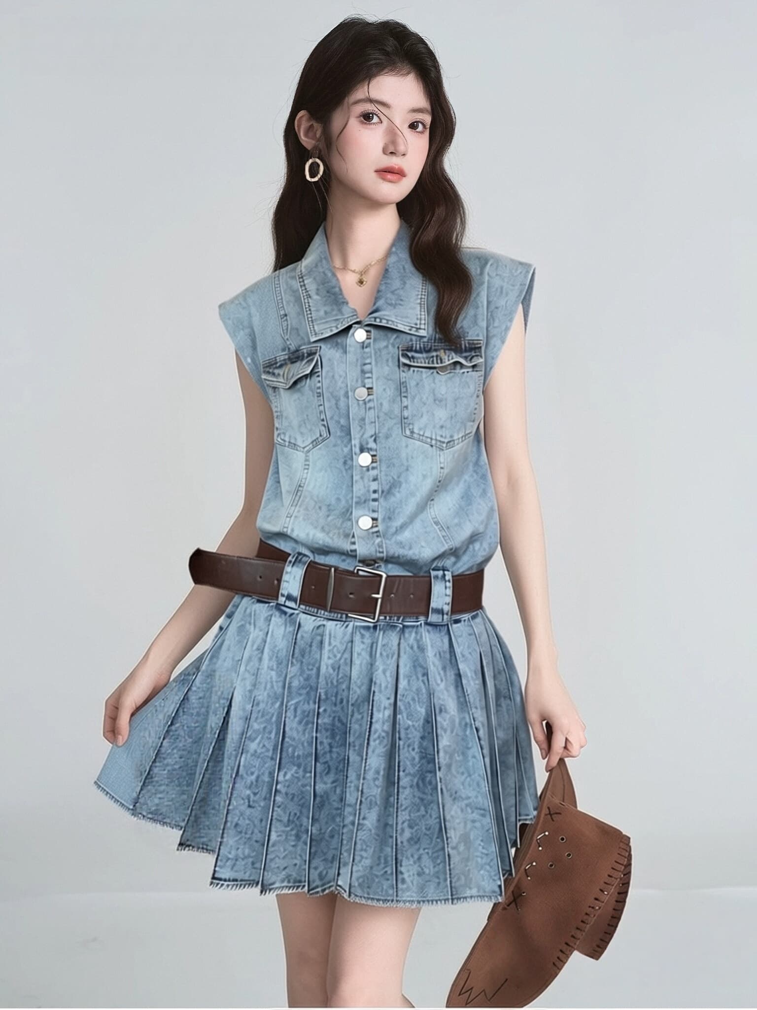 민소매 데님 여성 드레스 2026 여름 새로운 폴로 칼라 싱글 줄 버튼 플리츠 스커트 인기 싱글 제품 쇼트 스타일 치마 상세 이미지 10