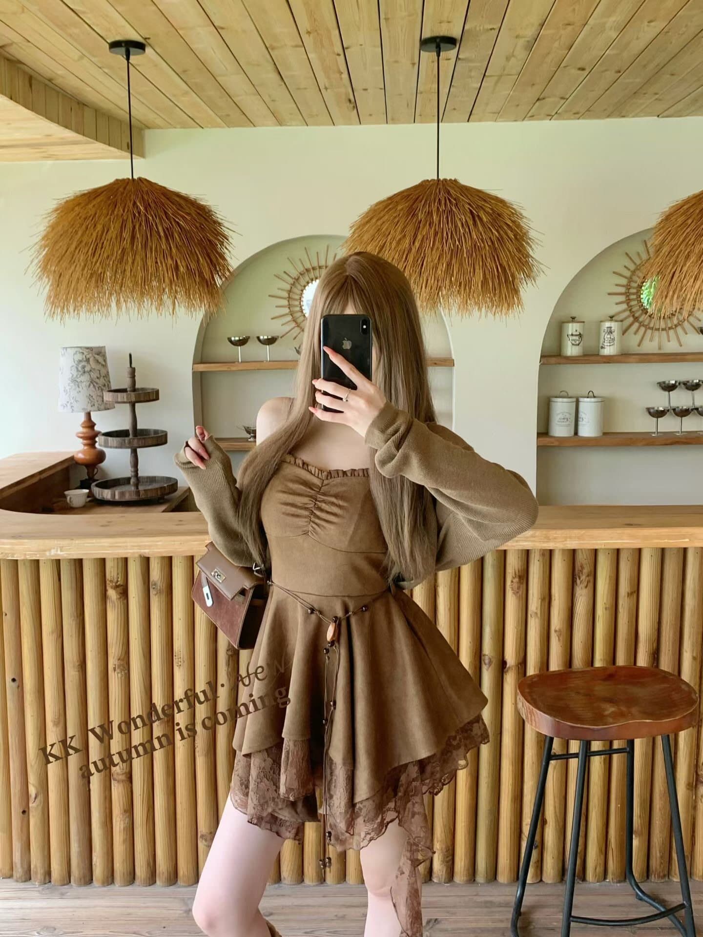순수한 욕망 핫걸 가을 슬립 점프 슈트 치마 세트 여성 핫걸 불규칙 레이스 조각 슬림해 보이는 오픈 가디건 투피스 세트 이미지 2