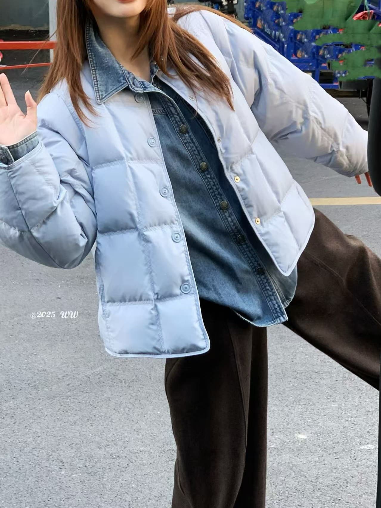 유럽 역 2026 이른 봄 새로운 패션 폴로 칼라 싱글 줄 버튼 자수 작은 말 데님 셔츠 루즈핏 다용도 셔츠 상세 이미지 7