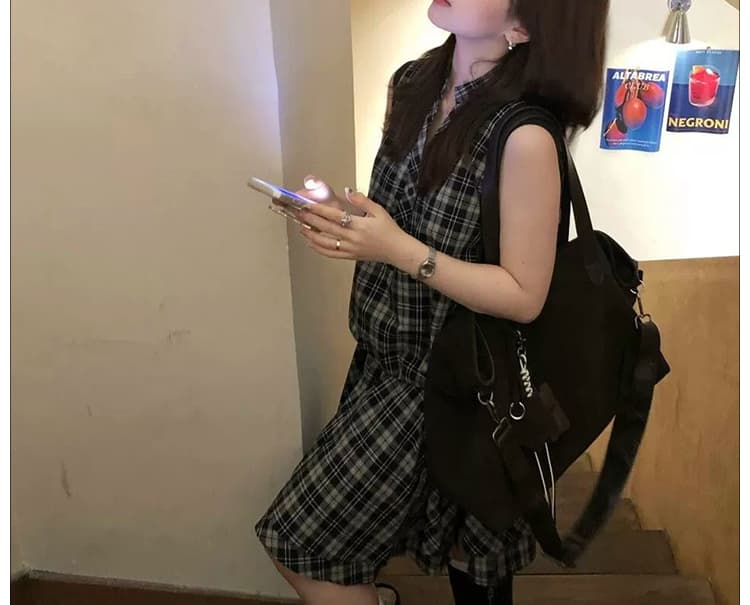 신제품 지금 여름 레트로 체크무늬 V넥 패치워크 고급 센스 품격 슬림해 보이는 꽃밭 민소매 드레스 상세 이미지 18