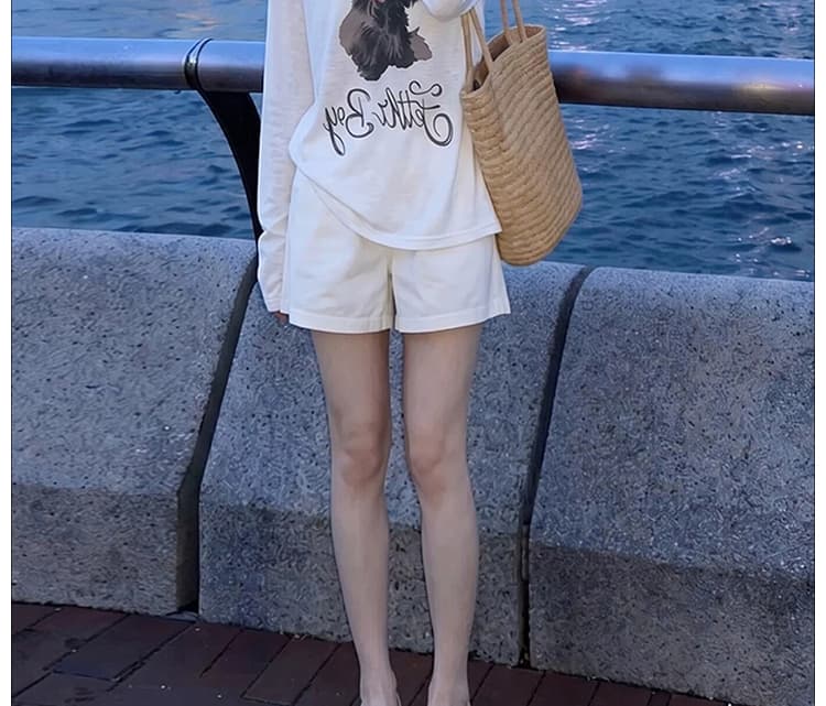 신제품 지금 봄 가을 프랑스식 패션 프린트 자외선 차단 티셔츠 블라우스 넓은 다리가 짧다. 바지 캐주얼 투피스 세트 상세 이미지 18