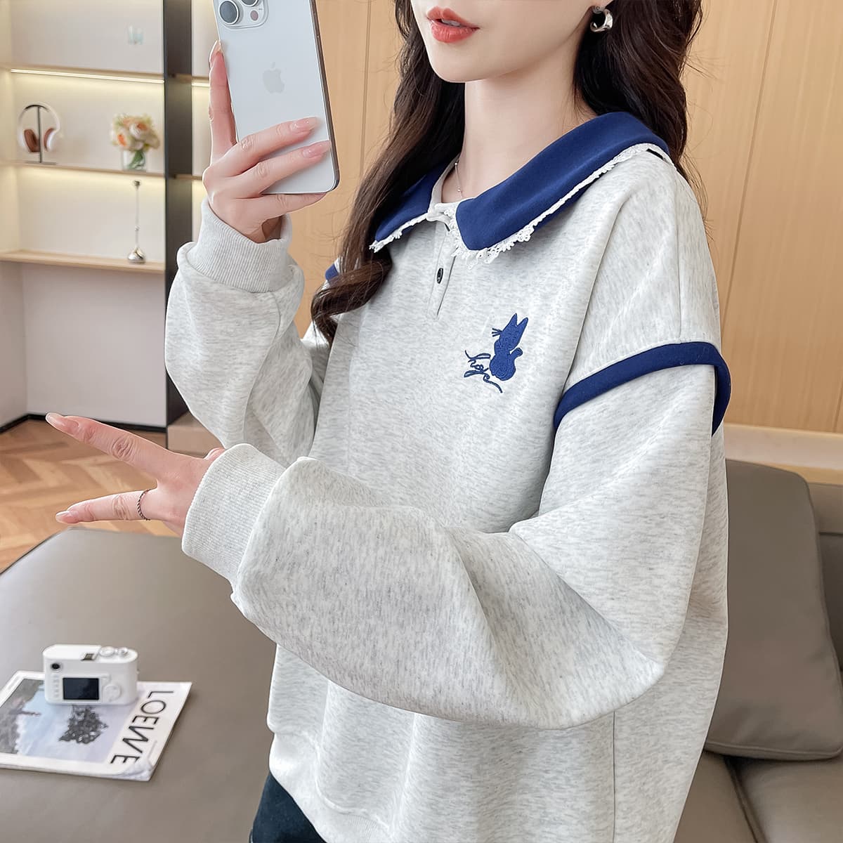 2026 년 가을 겨울철 새로운 학원 스타일 풀오버 자수 고양이 루즈핏 다용도 후드티