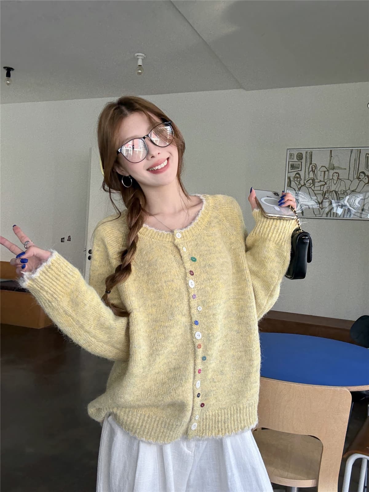 실사 정가 이른 가을 새로운 긴팔 니트 스웨터 오픈 가디건 여성 색상 버클 루즈핏 맨위 재킷 이미지 2