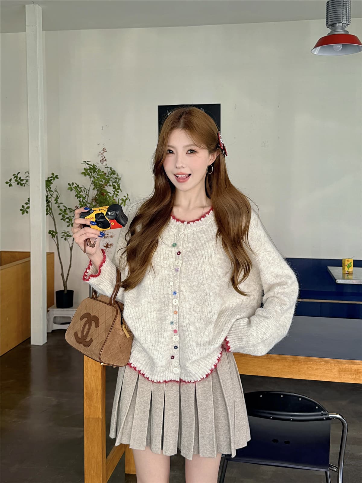 실사 정가 이른 가을 새로운 긴팔 니트 스웨터 오픈 가디건 여성 색상 버클 루즈핏 맨위 재킷 상세 이미지 12