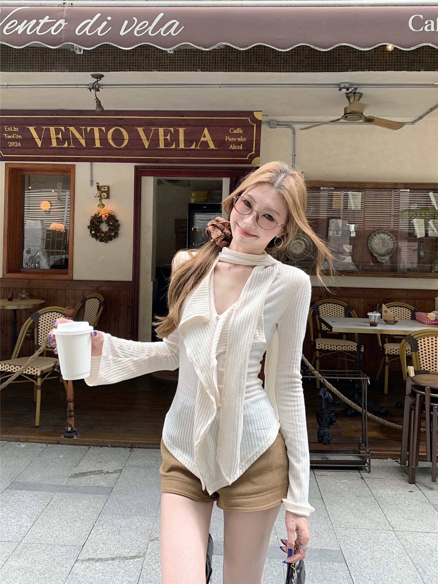 실사 정가 살구 색상 불규칙 긴팔 니트 스웨터 여성 이른 가을 디자인 센스 몸매 가꾸기 작은 셔츠 맨위 상세 이미지 4