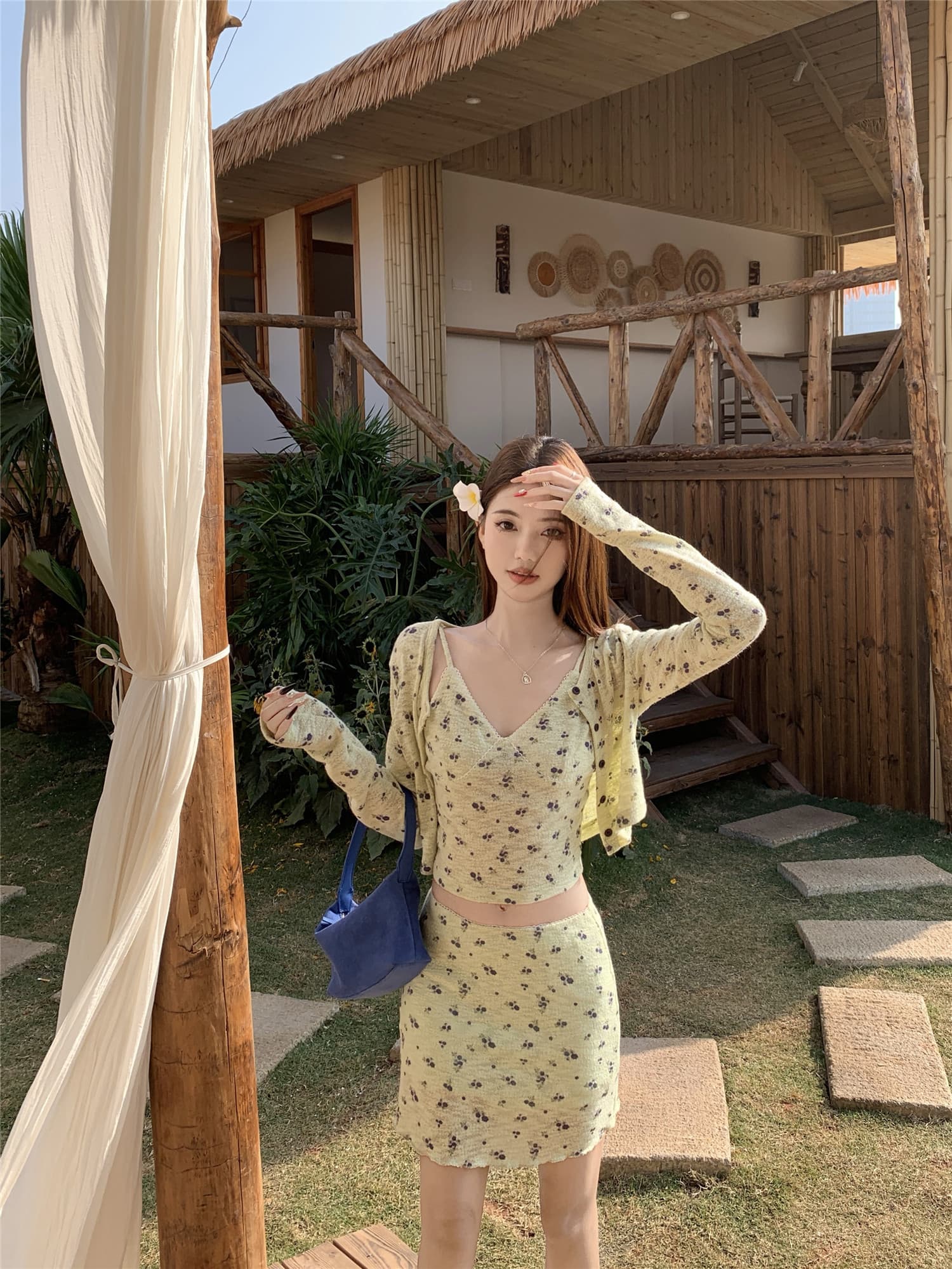 실사 정가 긴팔 오픈 가디건 여성 짧은 V넥 꽃무늬 핫걸 슬립 녹색 몸매 가꾸기 반신 스커트 3종 세트 상세 이미지 3