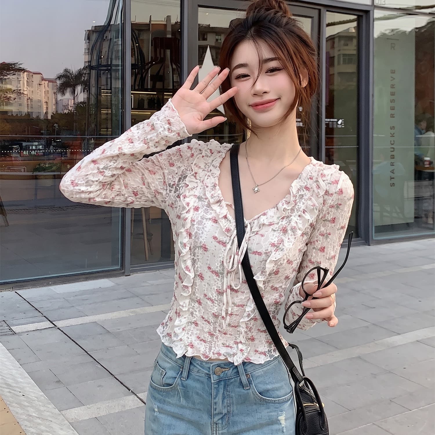 정가 이른 가을 연꽃 잎 레이스 패치워크 홀로우 아웃 작은 셔츠 자외선 차단 허리 수축 맨위 이미지 5