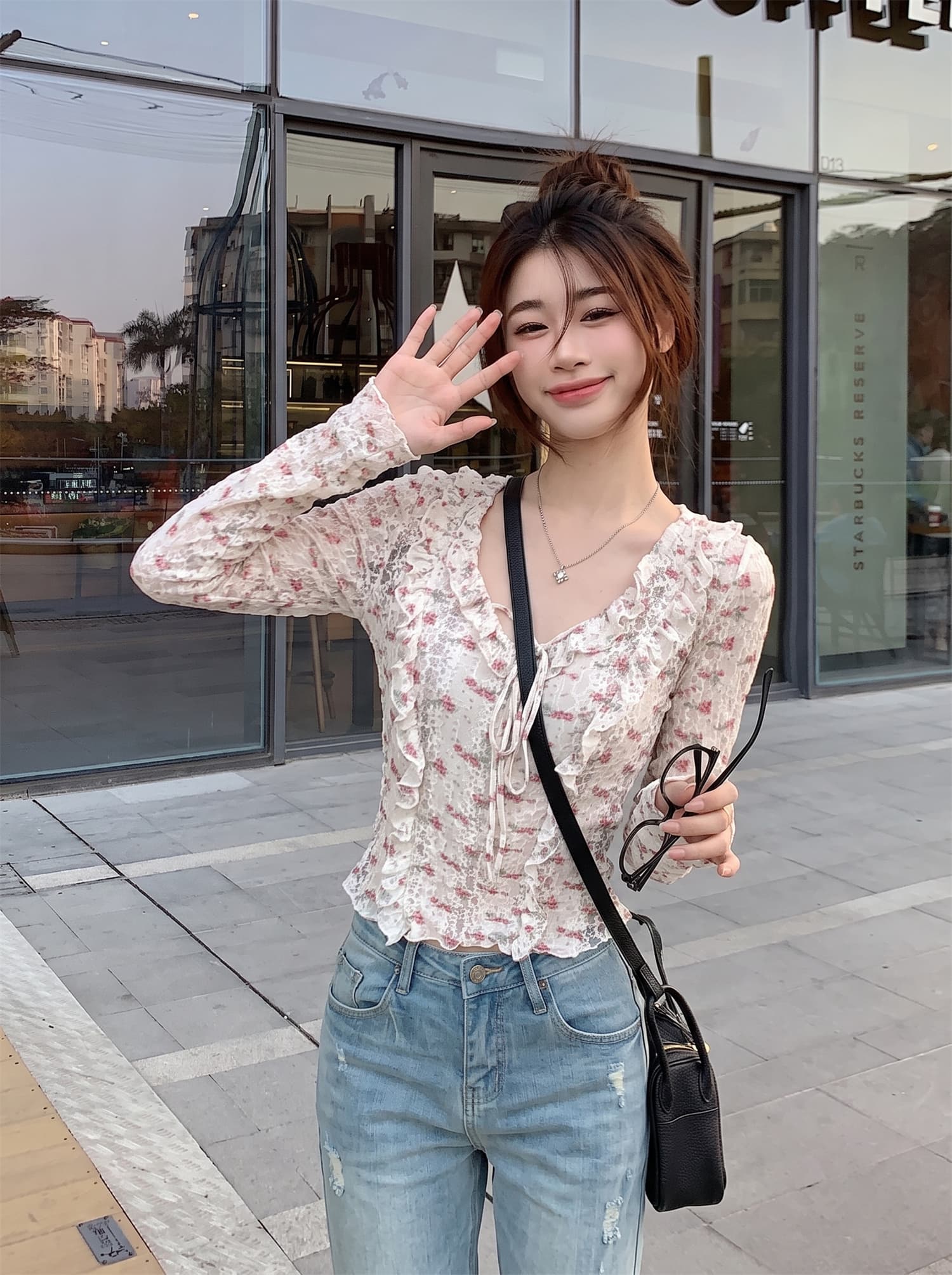 정가 이른 가을 연꽃 잎 레이스 패치워크 홀로우 아웃 작은 셔츠 자외선 차단 허리 수축 맨위 상세 이미지 6