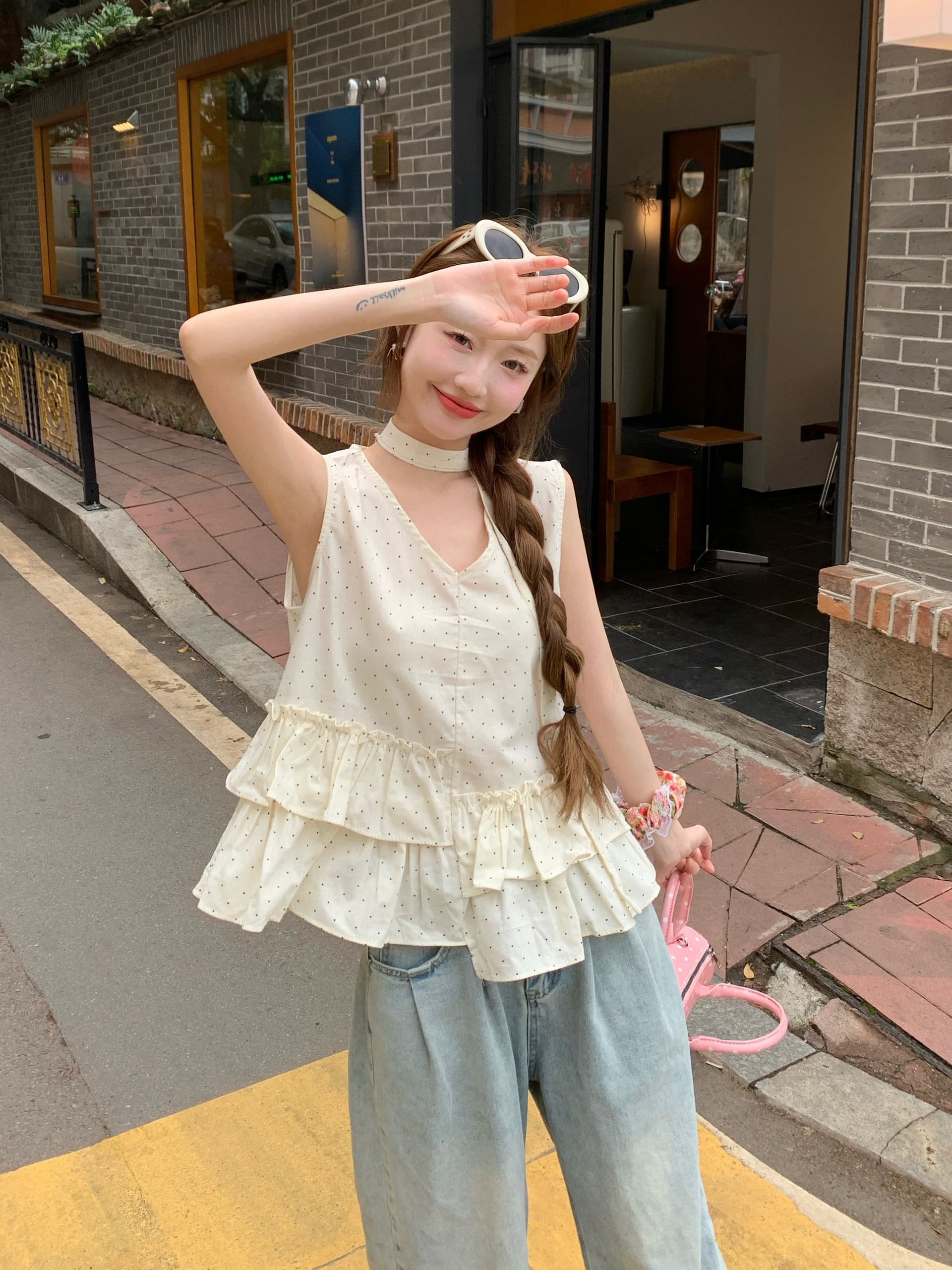 실사 여름 도트 무늬 민소매 조끼 셔츠 불규칙 프릴 작은 키 루즈핏 맨위 리본 행침 목 이미지 3