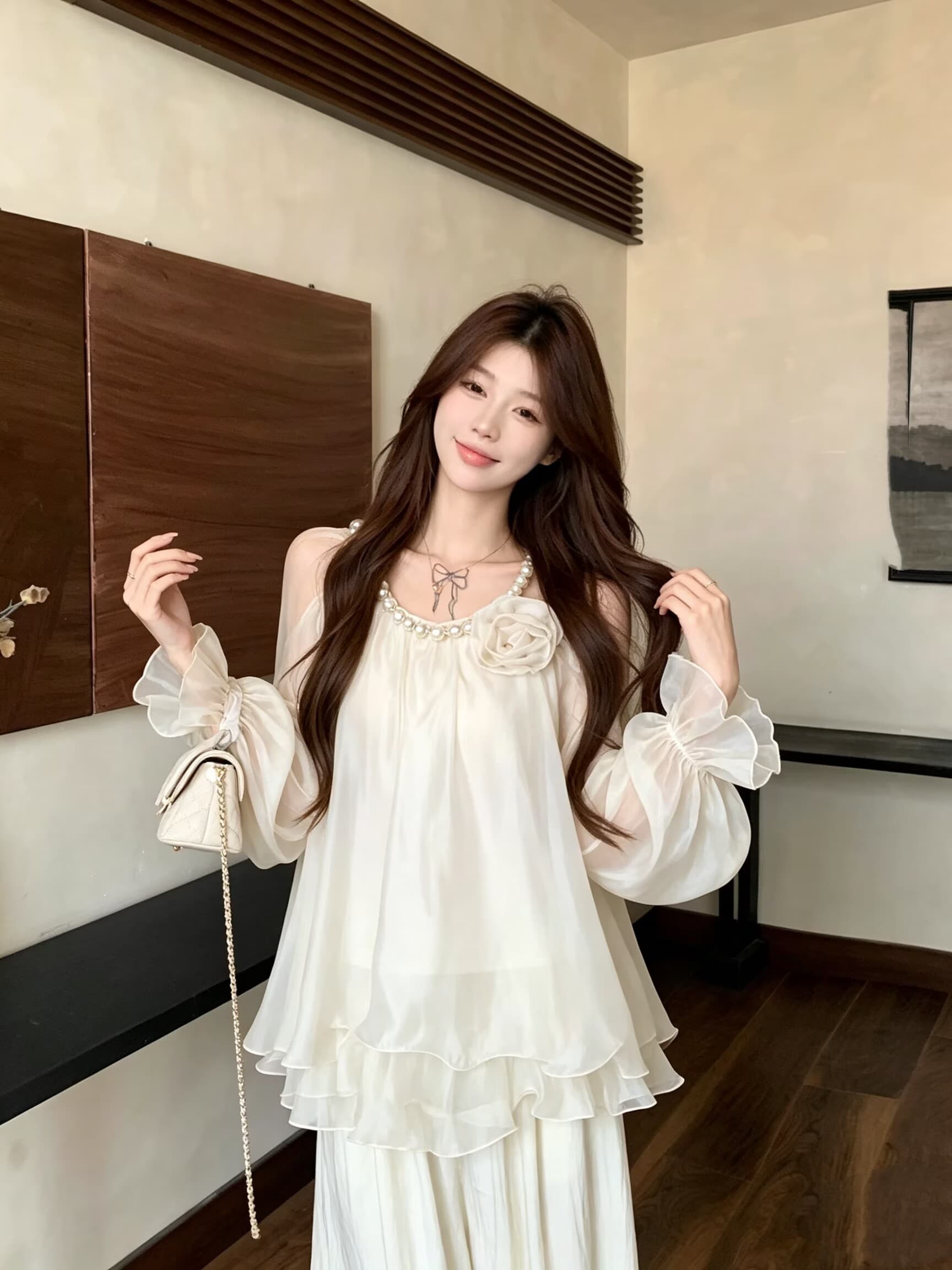실사 부드러운 바람 순수한 욕망 섹시함 오프숄더 슬립 쉬폰 블라우스 3 차원 진주 사슬 슈퍼 요정 가스 중간 길이 맨위