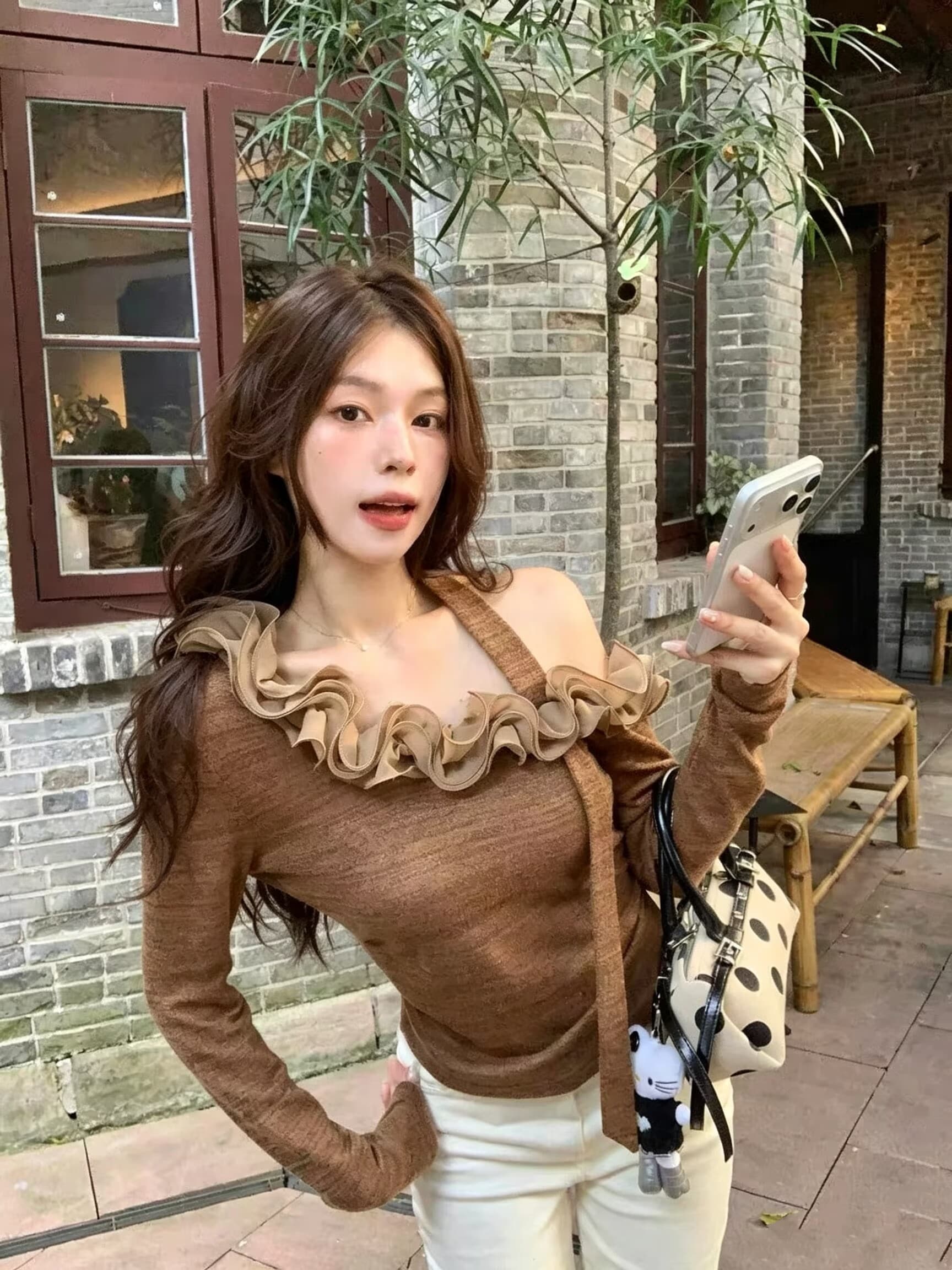 실사 프랑스식 낭만주의 Chic 3 차원 레이스 비스듬한 어깨 디자인 센스 작은 셔츠 여성 이른 가을 품격 몸매 가꾸기 맨위 상세 이미지 6