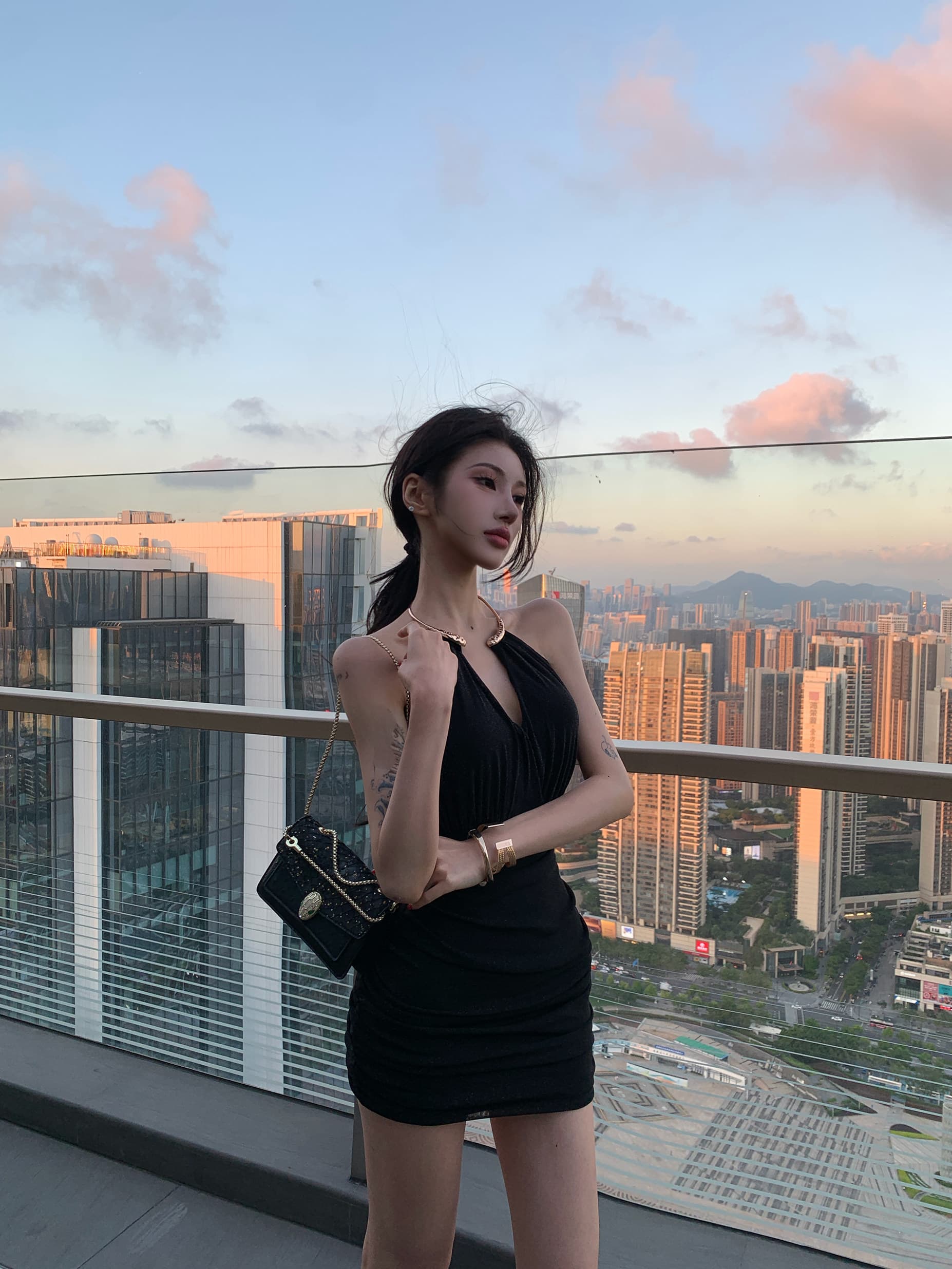 프랑스식 금속 행침 목 여성 드레스 2026 여름 섹시함 순수한 욕망 몸매 가꾸기 타이트 스커트 미니 스커트 품격 아름다운 치마 상세 이미지 17