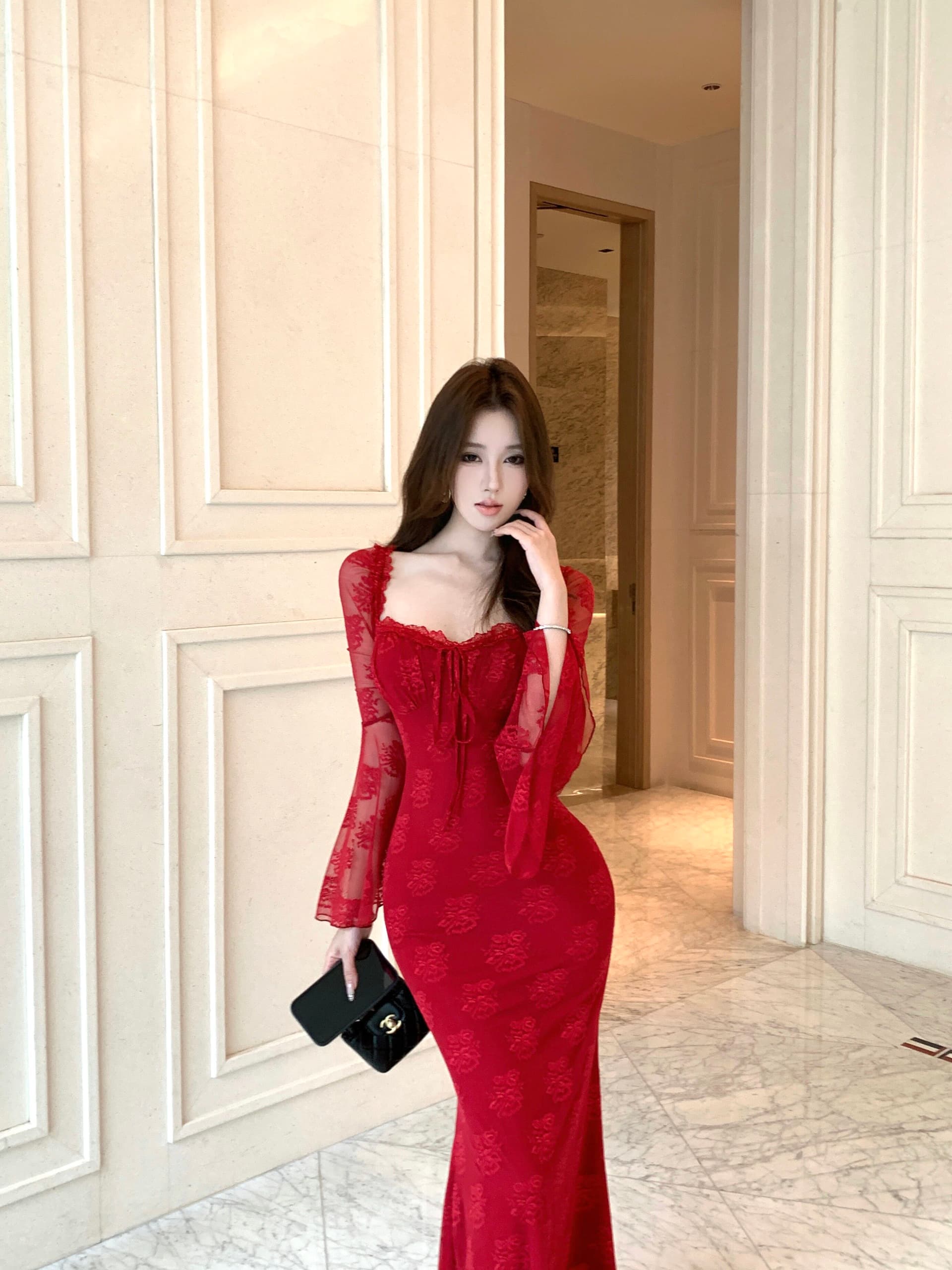 품격 섹시함 레이스 광장 칼라 나팔 소매 타이트 스커트 여성 드레스 봄 가을 새로운 디자인 센스 몸매 가꾸기 백리스 롱 스커트 상세 이미지 9