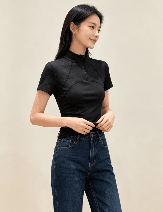 2026 새로운 핫걸 반 개방 지퍼 스탠드 칼라 짧은 t 몸매 가꾸기 허리 수축 패치워크 슬림해 보이는 운동 반팔 디자인 센스 이미지 2