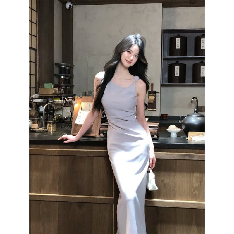 하나부터 순간 매듭 켄 콩 미니멀리즘 센스 품격 비틀림 민소매 드레스 허리 수축 슬림해 보이는 트임 롱 스커트 이미지 2
