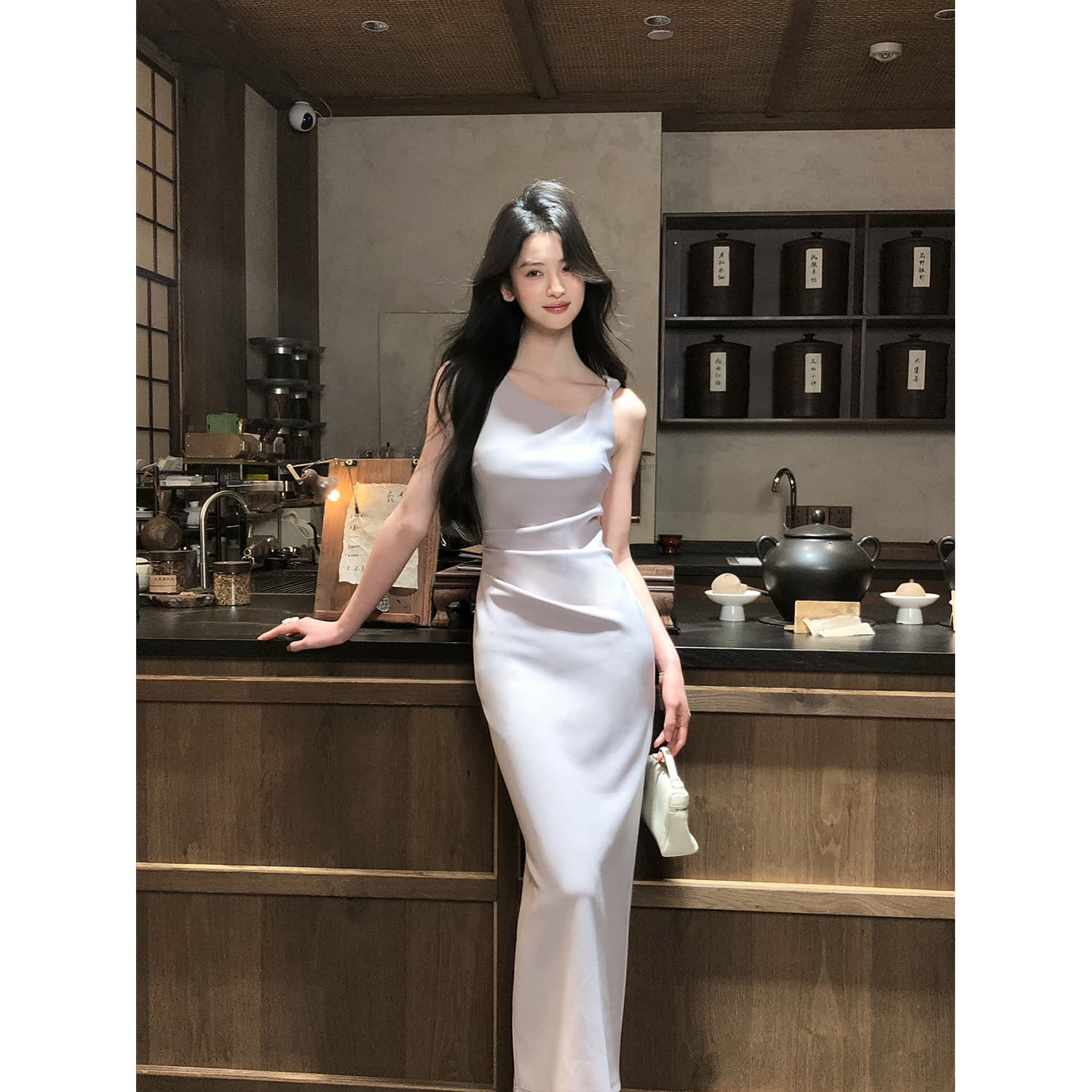 하나부터 순간 매듭 켄 콩 미니멀리즘 센스 품격 비틀림 민소매 드레스 허리 수축 슬림해 보이는 트임 롱 스커트 상세 이미지 9