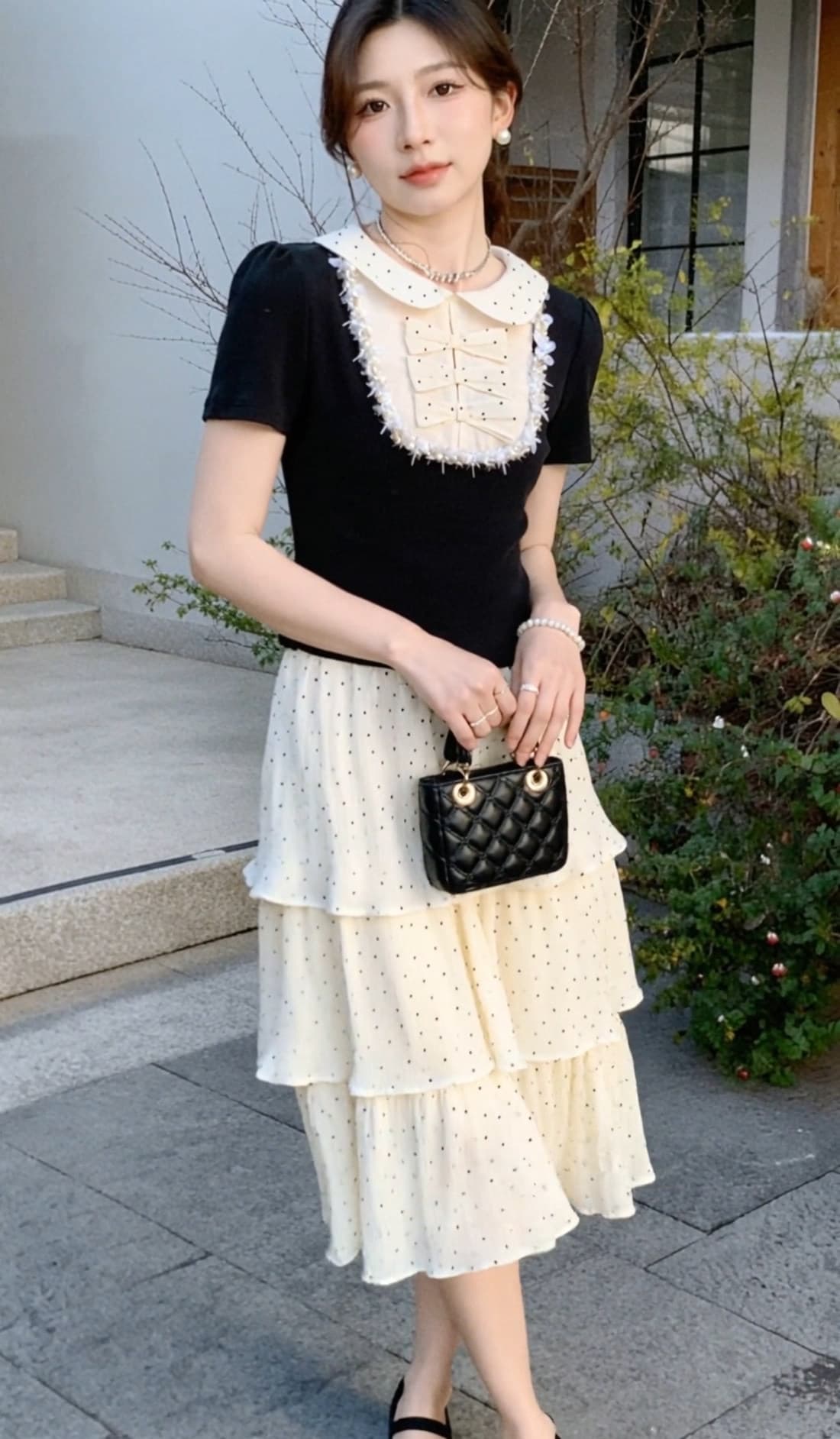 프랑스식 고급 베이비 칼라 패치워크 검정색 거품 소매 맨위 여성 여름 새로운 반팔 작은 셔츠 디자인 센스 작은 대중 상세 이미지 11