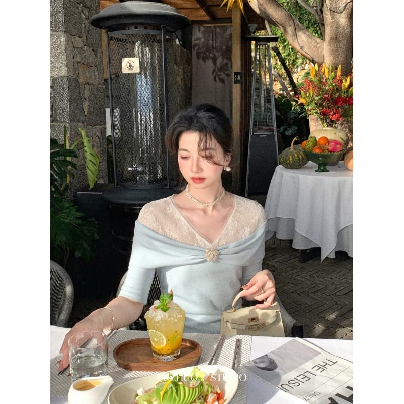 사슴 이모 주 오족 삼촌 동백 나무 남자 향기로운 레이스 오프숄더 파란색 반팔 티셔츠 여성 여름 디자인 센스 맨위 이미지 5