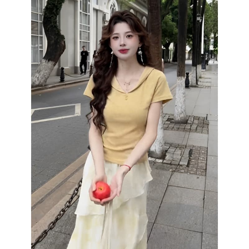 프랑스식 우유 황색 베이비 칼라 쇼트 스타일 맨위 여성 2025 년 여름 새로운 반팔 티셔츠 디자인 센스 작은 대중 이미지 4