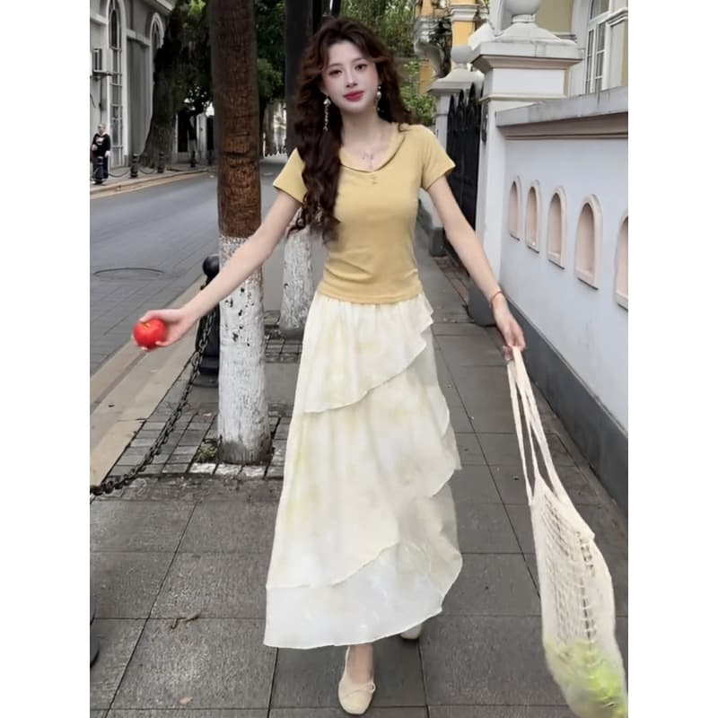 프랑스식 우유 황색 베이비 칼라 쇼트 스타일 맨위 여성 2025 년 여름 새로운 반팔 티셔츠 디자인 센스 작은 대중 상세 이미지 6