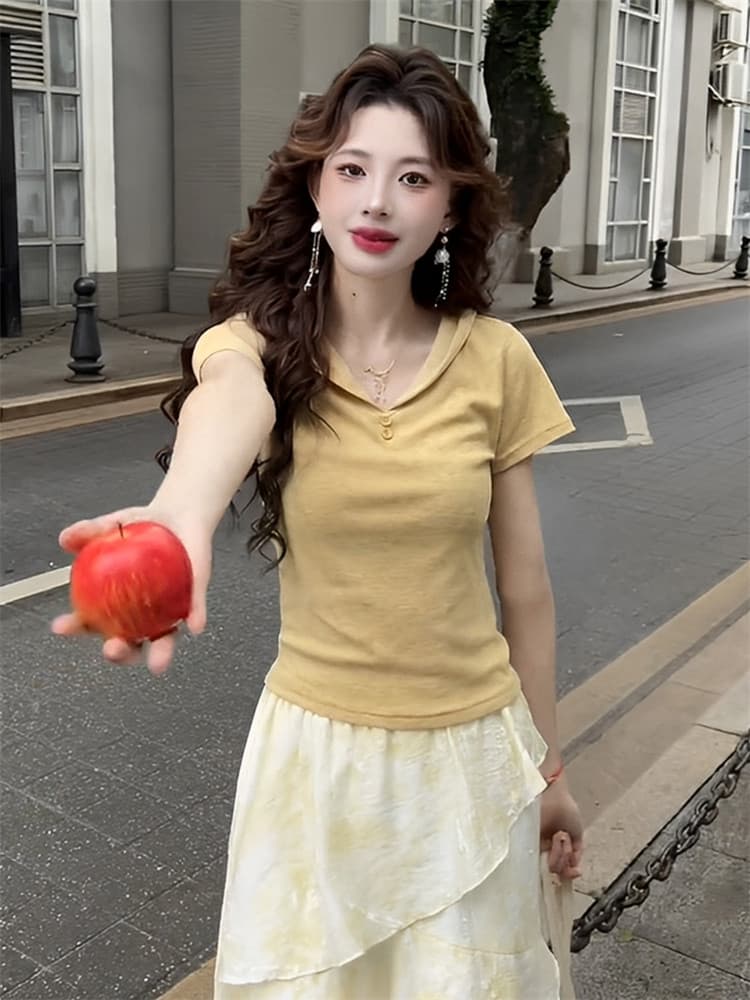 프랑스식 우유 황색 베이비 칼라 쇼트 스타일 맨위 여성 2025 년 여름 새로운 반팔 티셔츠 디자인 센스 작은 대중 상세 이미지 12