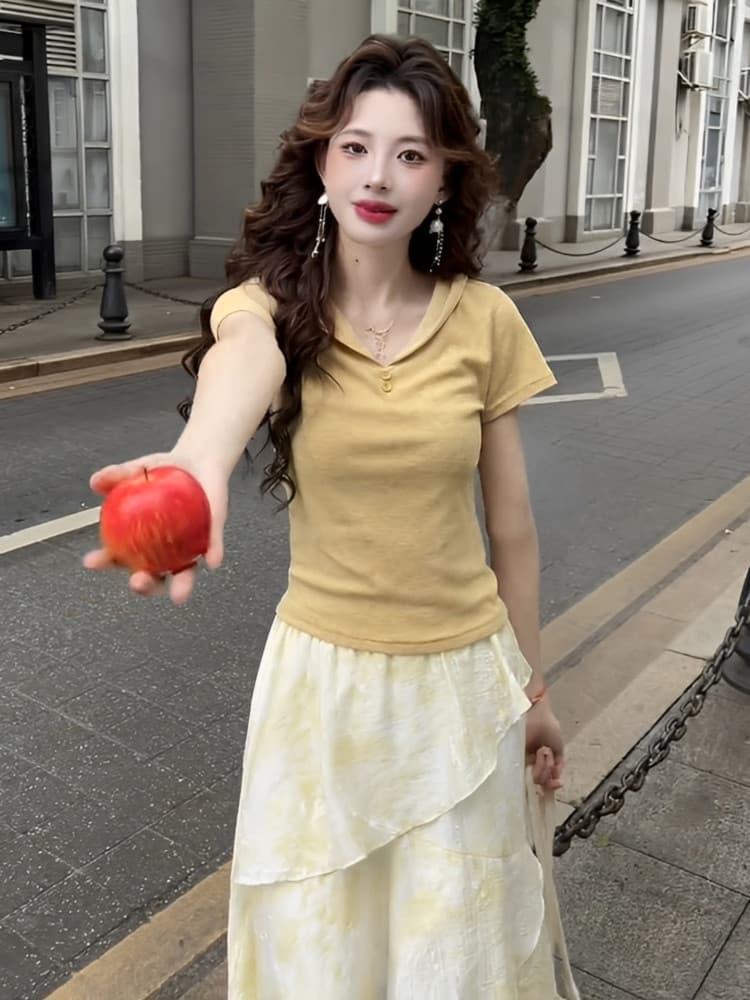 프랑스식 우유 황색 베이비 칼라 쇼트 스타일 맨위 여성 2025 년 여름 새로운 반팔 티셔츠 디자인 센스 작은 대중 상세 이미지 16