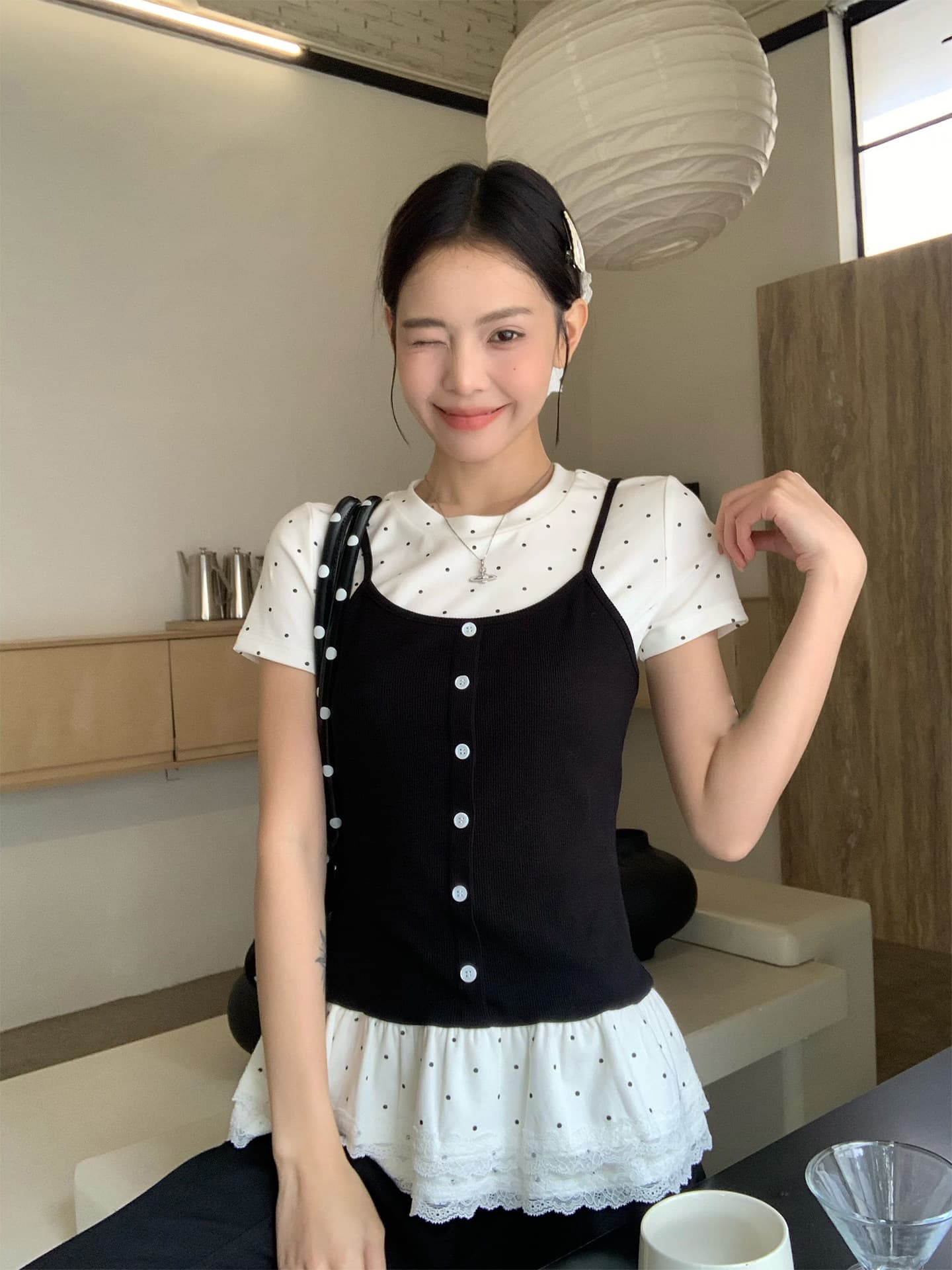 송 긍정적 인 En 페이크 레이어드 긍정적 인 어깨 반팔 티셔츠 여성 여름 발레 바람 몸매 가꾸기 슬림해 보이는 다용도 아름다운 도트 무늬 맨위 상세 이미지 35