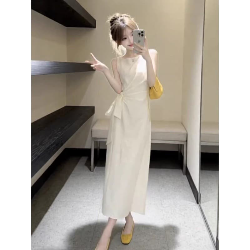 프랑스식 품격 화이트 숙녀 바람 민소매 드레스 2026 여름 새로운 관대 한 점잖은 허리 수축 롱 스커트 여성 의류 이미지 6